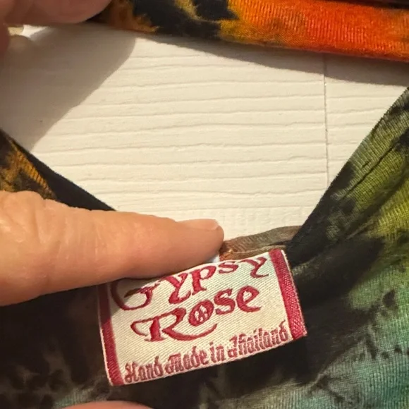 Vibrant Tie-Dye Short Sleeve Women's Top - Picture 2 of 6